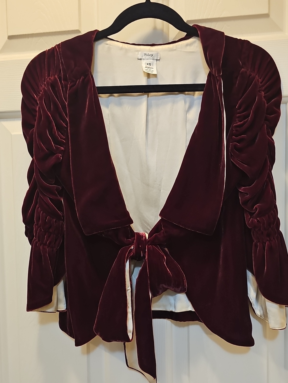 Foley + Corinna brand Sz. XS Burgundy and Cream Velvet Tailored Tie-Front Blazer